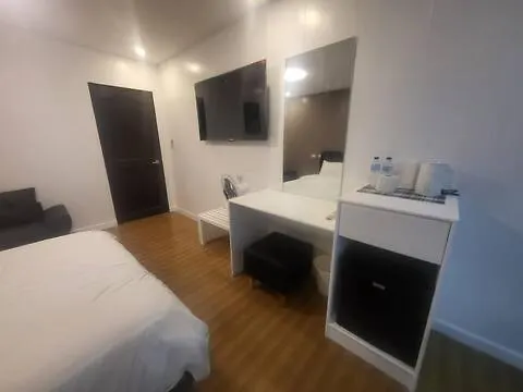 Vincent Resort Hotel Angeles 0*,  Philippines